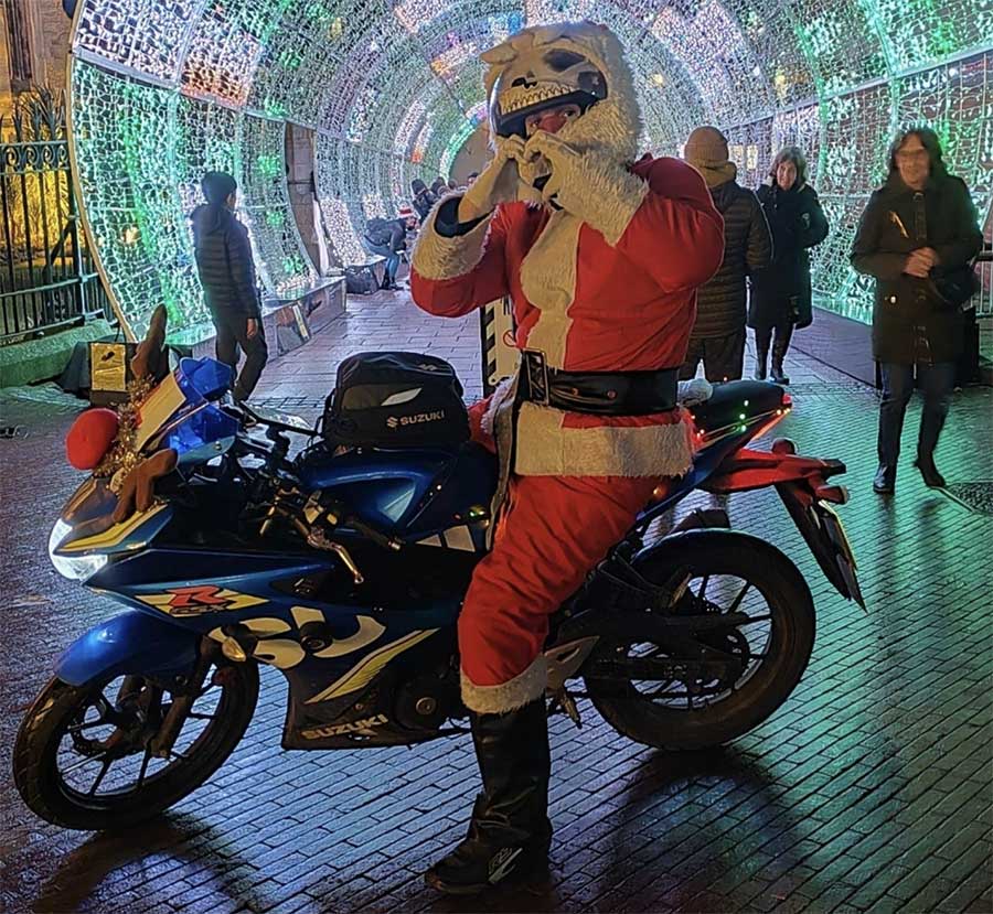 Motorcycle Santa Norwich